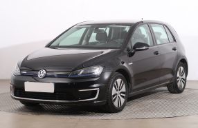 Volkswagen e-Golf - 2016