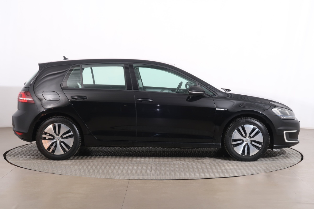 Volkswagen e-Golf