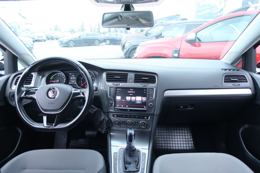 Volkswagen e-Golf
