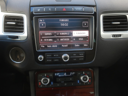 Volkswagen Touareg 2016