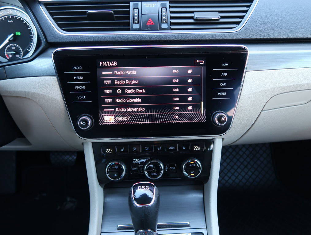 Škoda Superb