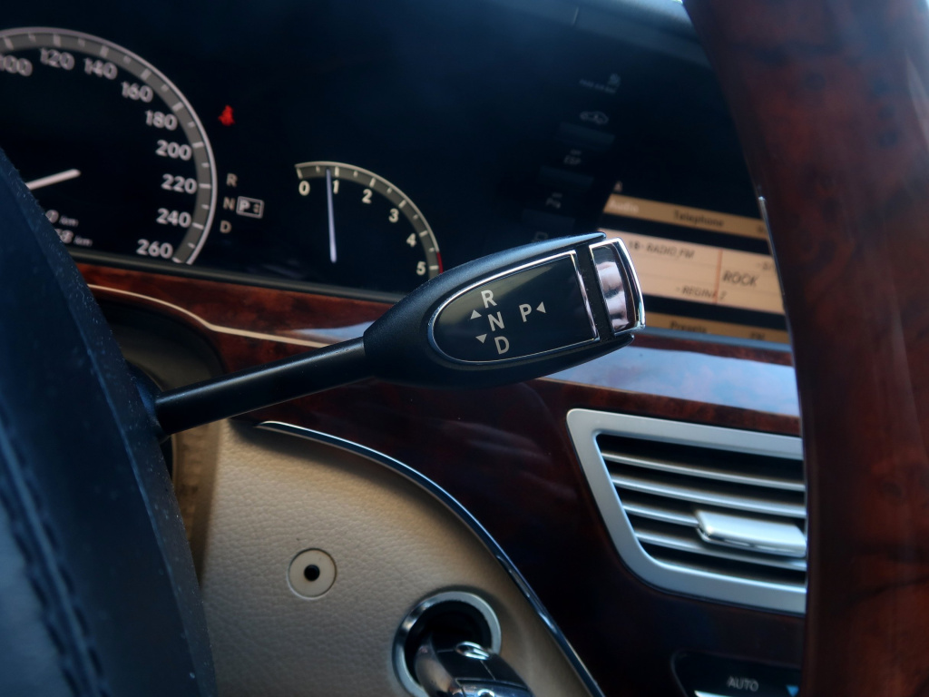 Mercedes-Benz S