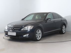 Mercedes-Benz S - 2008
