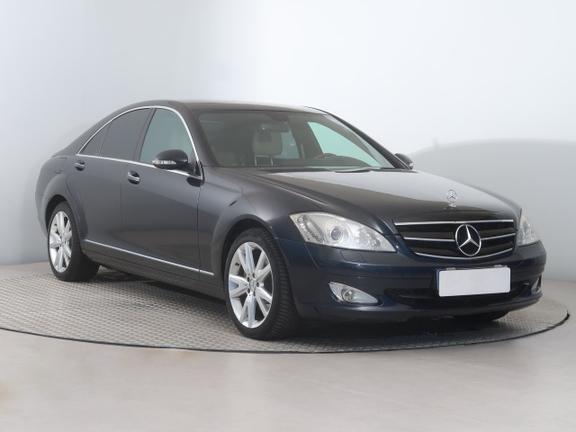 Mercedes-Benz S 2008