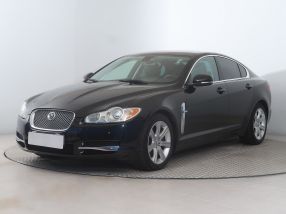 Jaguar XF - 2010