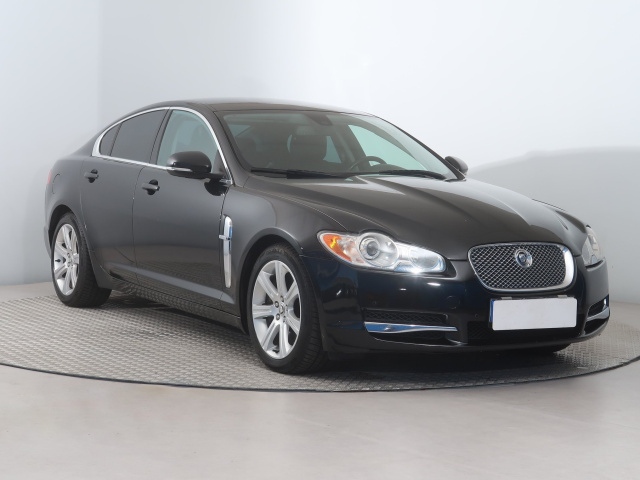 Jaguar XF 2010