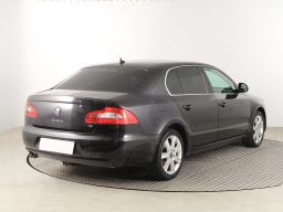 Škoda Superb 2010