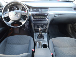 Škoda Superb 2010