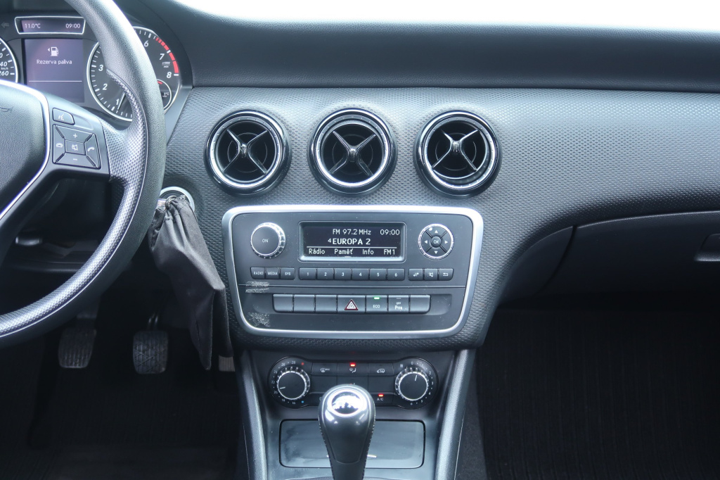 Mercedes-Benz A