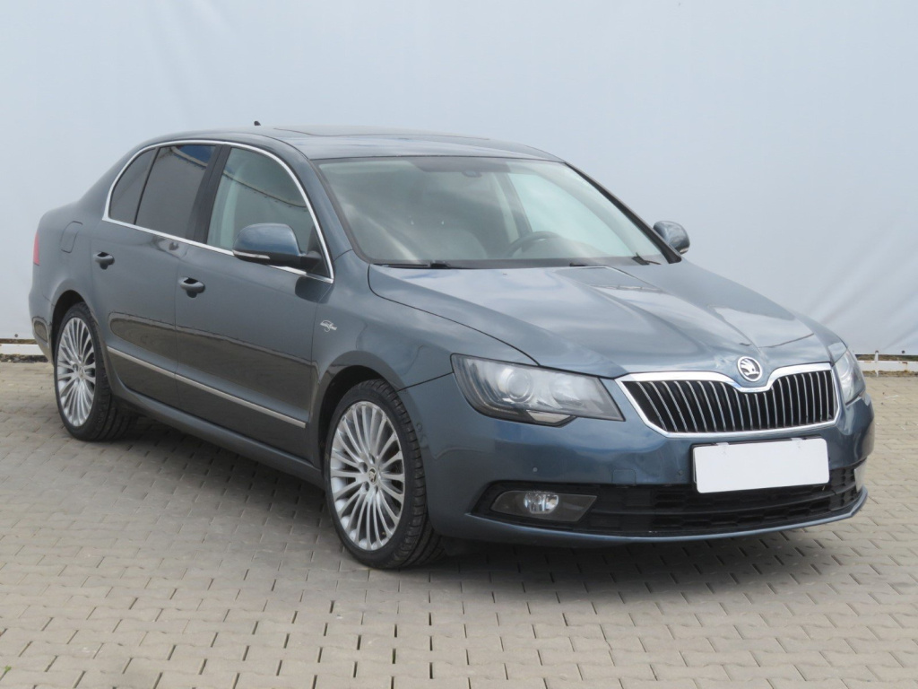 Škoda Superb