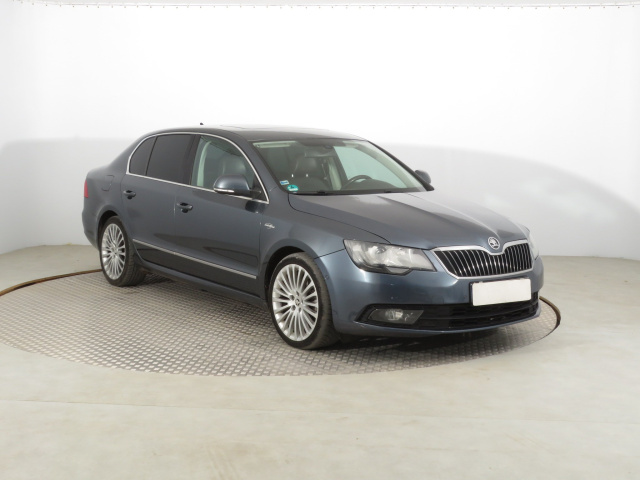 Škoda Superb 2014