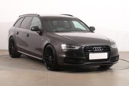Audi A4 2012 Combi šedá 34