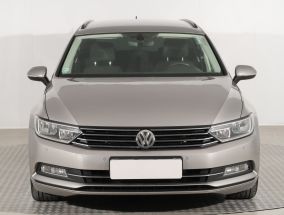 Volkswagen Passat - 2015