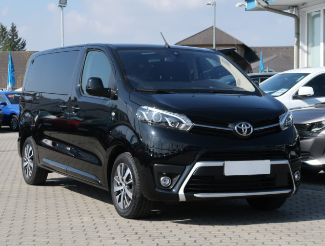 Toyota Proace Verso 2023