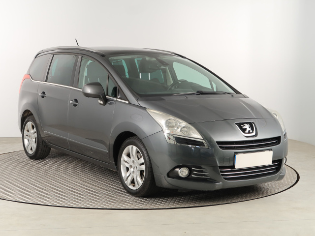 Peugeot 5008 2012