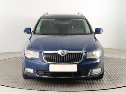 Škoda Superb 2012