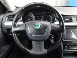 Škoda Superb 2012