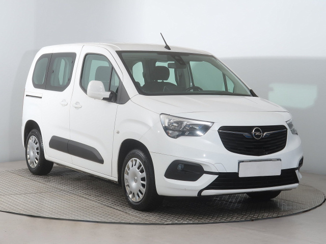 Opel Combo 2021