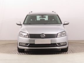 Volkswagen Passat - 2012