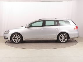 Volkswagen Passat - 2012