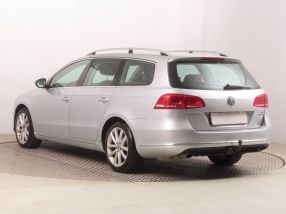 Volkswagen Passat - 2012