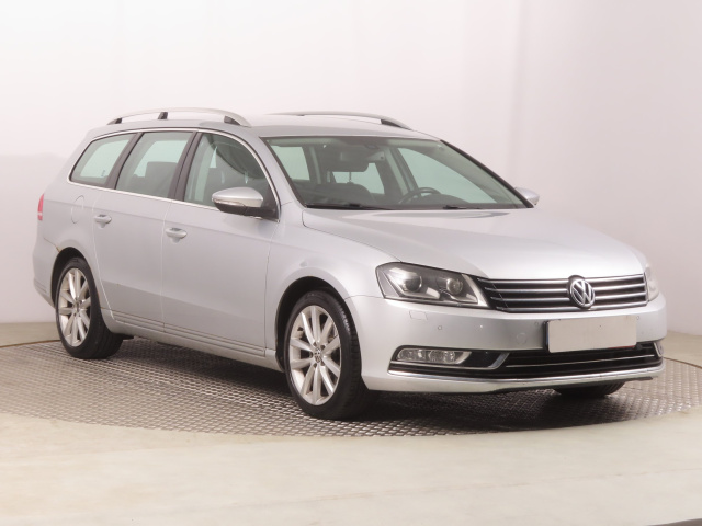 Volkswagen Passat, 2012