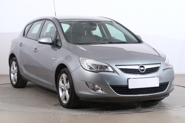 Opel Astra 2010