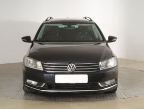 Volkswagen Passat - 2012
