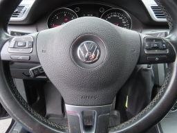 Volkswagen Passat 2012