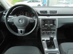 Volkswagen Passat 2012