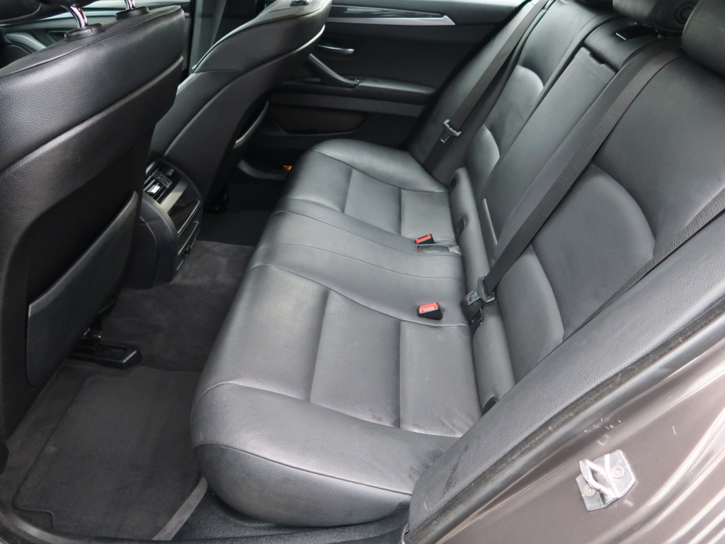 BMW 5