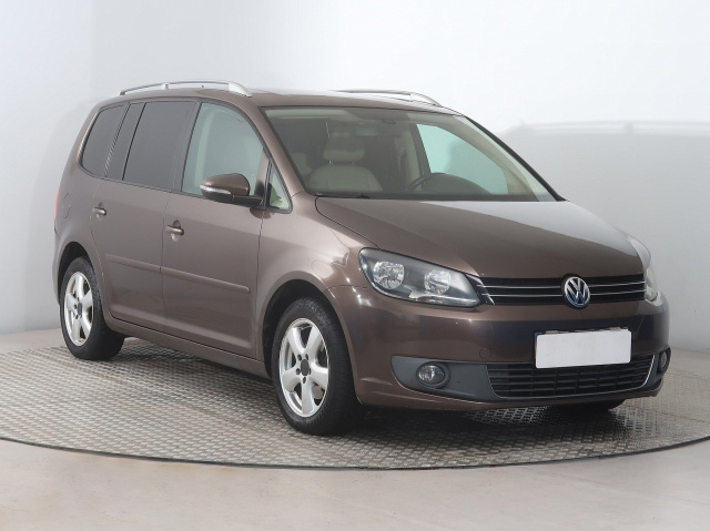Volkswagen Touran, 2011