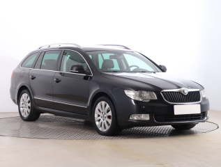 Škoda Superb, 2011