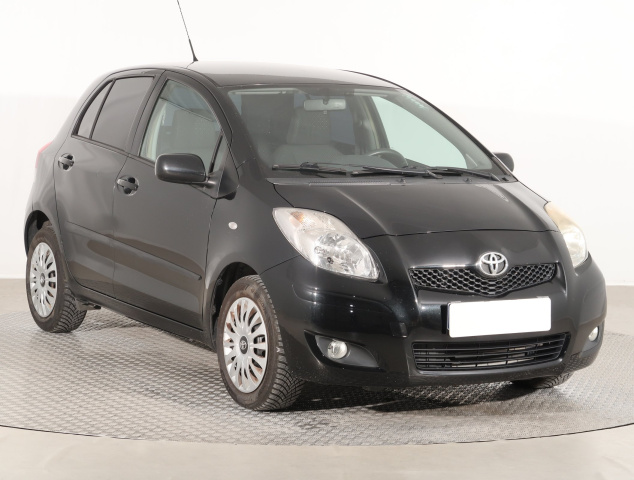 Toyota Yaris 2011