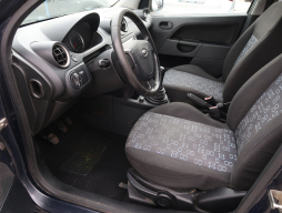 Ford Fiesta 2004