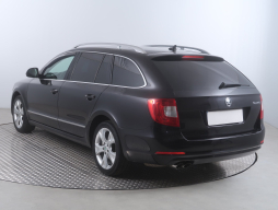 Škoda Superb 2013