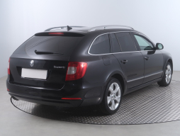 Škoda Superb 2013