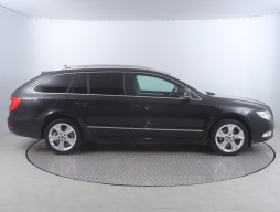Škoda Superb 2013