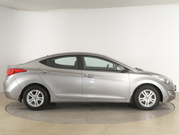 Hyundai Elantra 2011