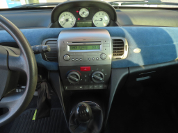 Lancia Ypsilon 2004