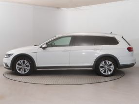 Volkswagen Passat - 2017