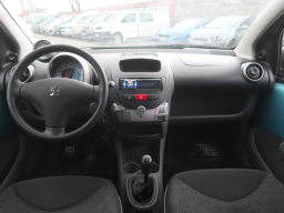 Peugeot 107 2011
