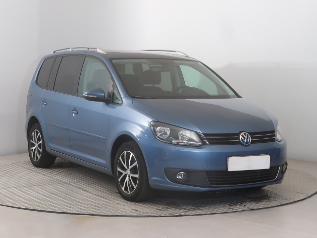 Volkswagen Touran, 2012
