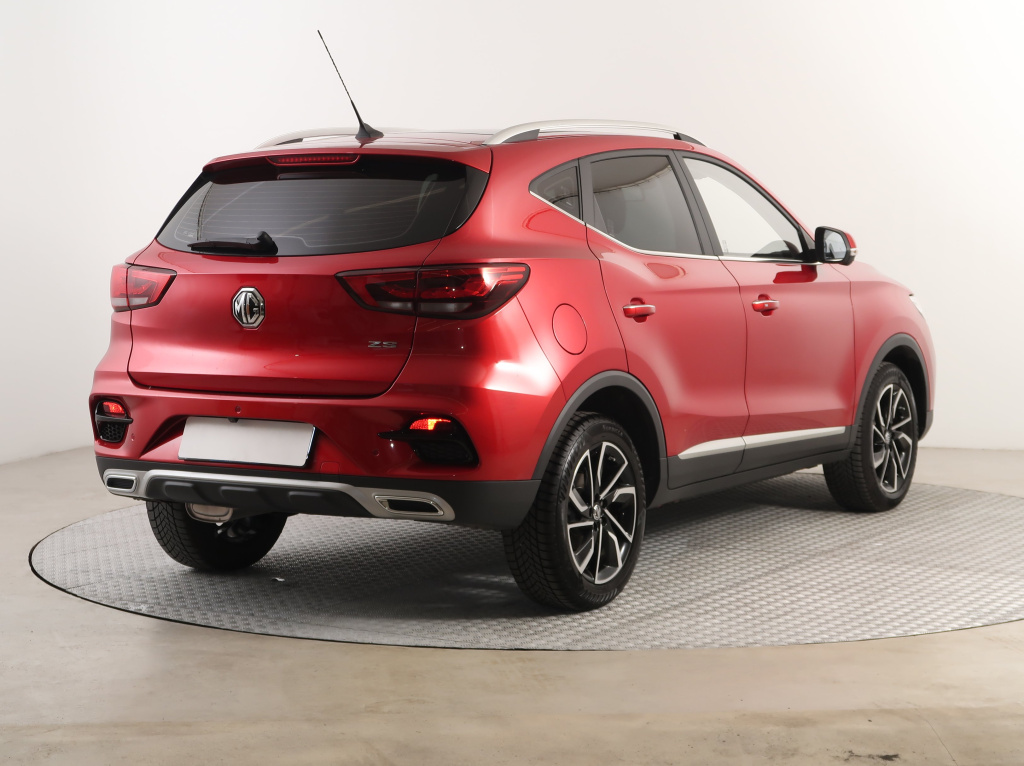 MG ZS SUV