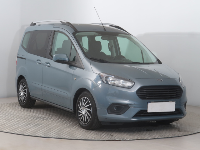 Ford Tourneo Courier 2020