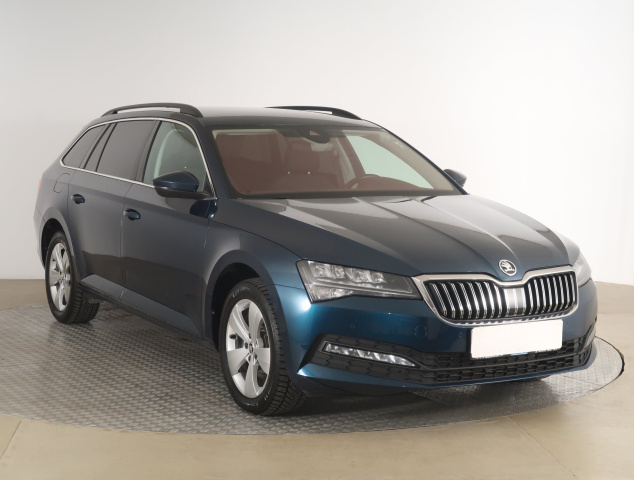 Škoda Superb 2021