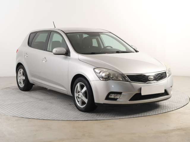 Kia Ceed 2012
