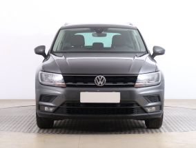 Volkswagen Tiguan - 2020