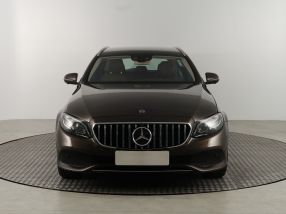 Mercedes-Benz E - 2018