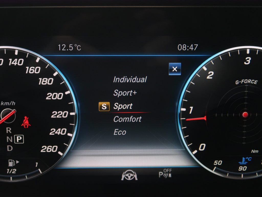 Mercedes-Benz E